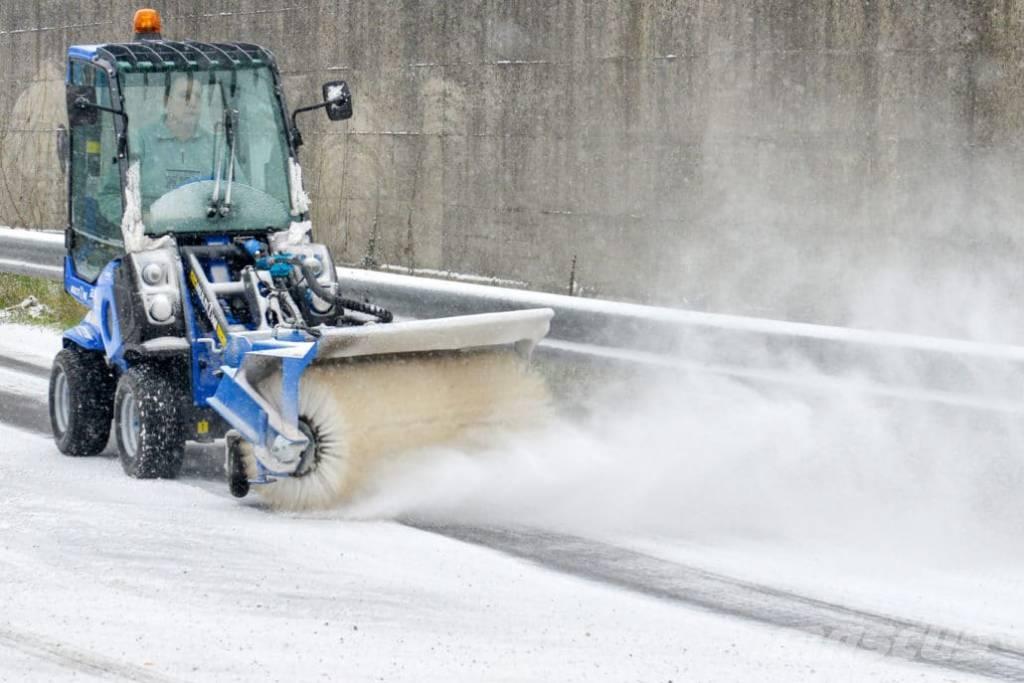 Multione 2.3 EFI لوادر متعددة الأغراض