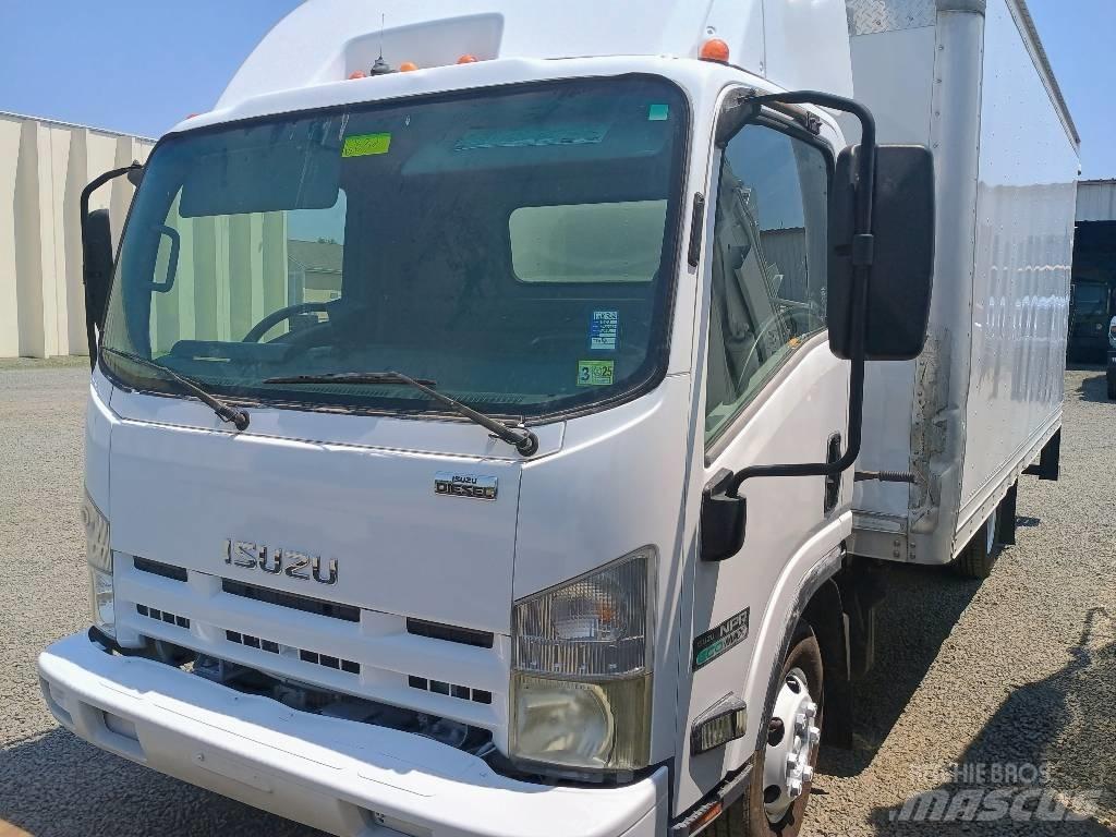 Isuzu NPR شاحنات المخلفات