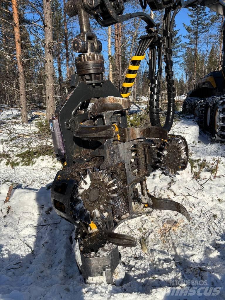 Ponsse Scorpion حصادات