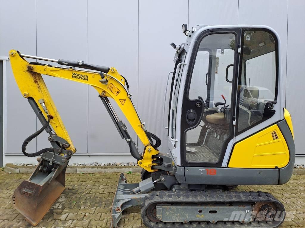 Wacker Neuson ET18 حفارات زحافة