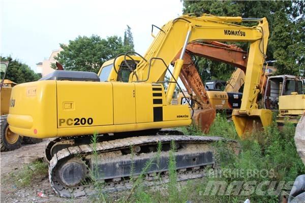 Komatsu PC 200-6 حفارات زحافة