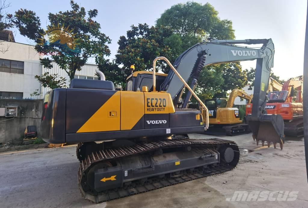 Volvo EC 220 DL حفارات زحافة