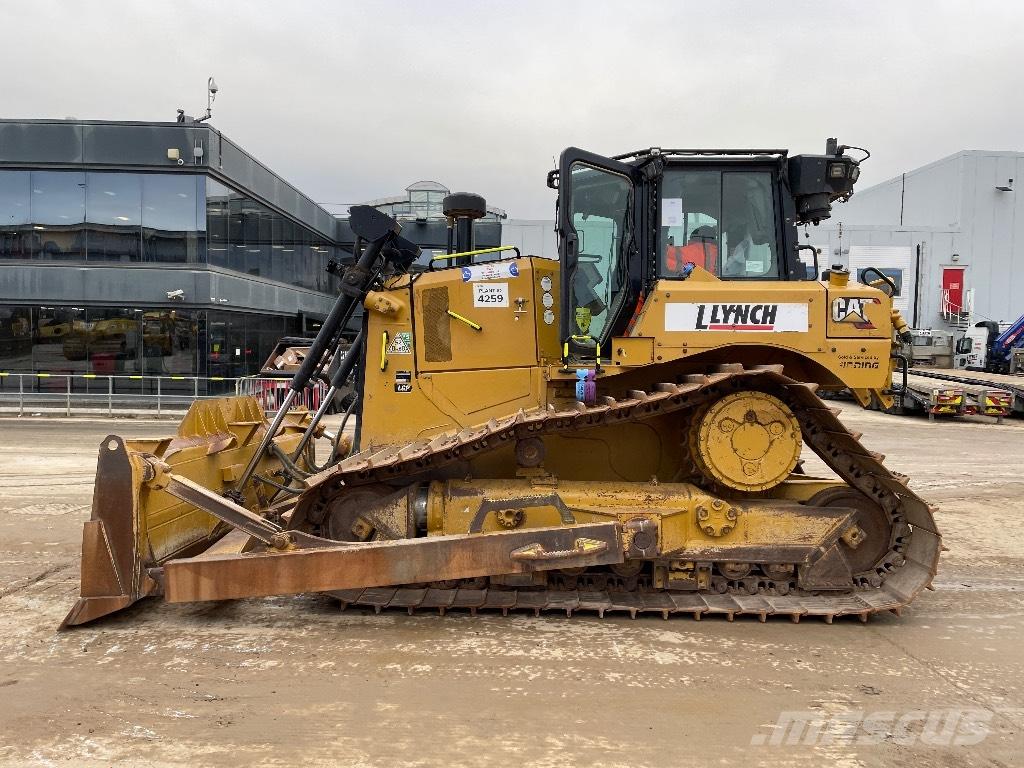 CAT D 6 LGP بلدوزرات مجنزرة