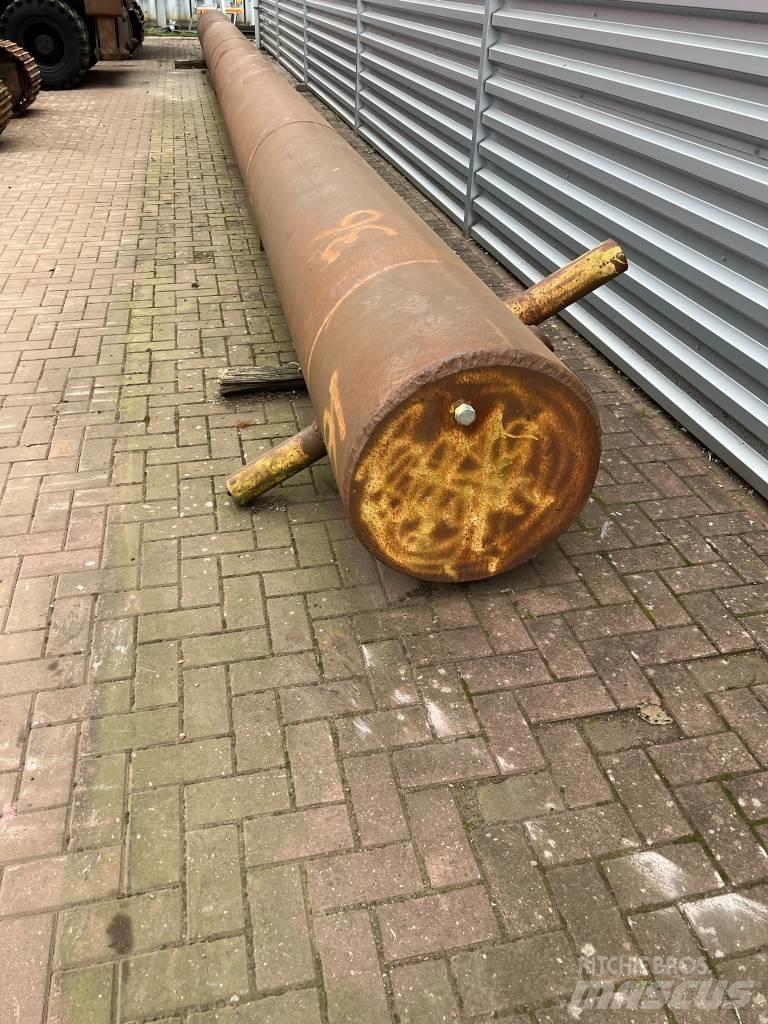  Spud leg 15 meter كراكات