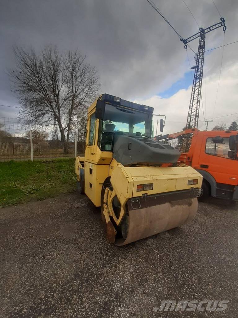 Bomag BW 174 AD مداحل مزدوجة