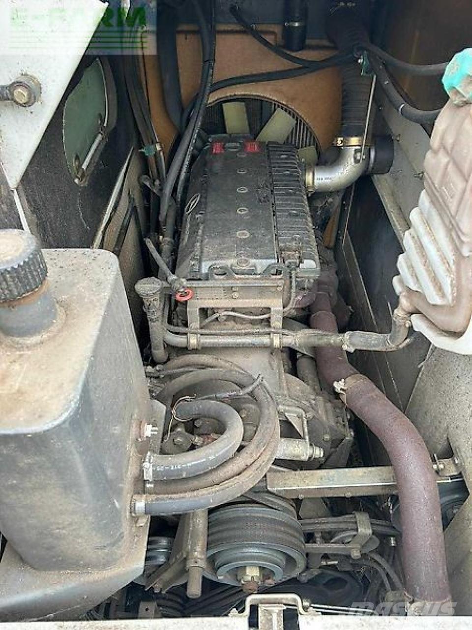 CLAAS medion 310 حصادات