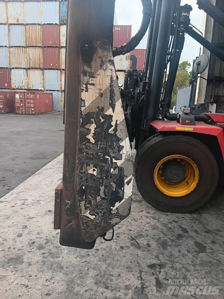 Kalmar DCG100-45ED7 مناولات حاويات