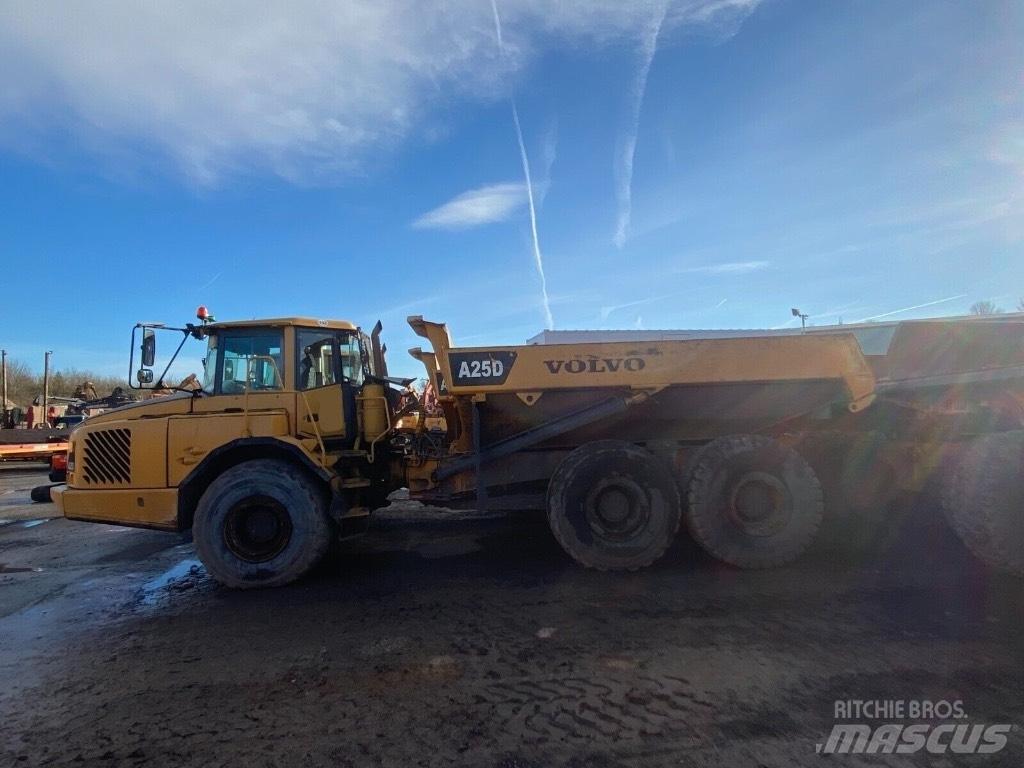 Volvo A 25 D ساحبات مفصلية