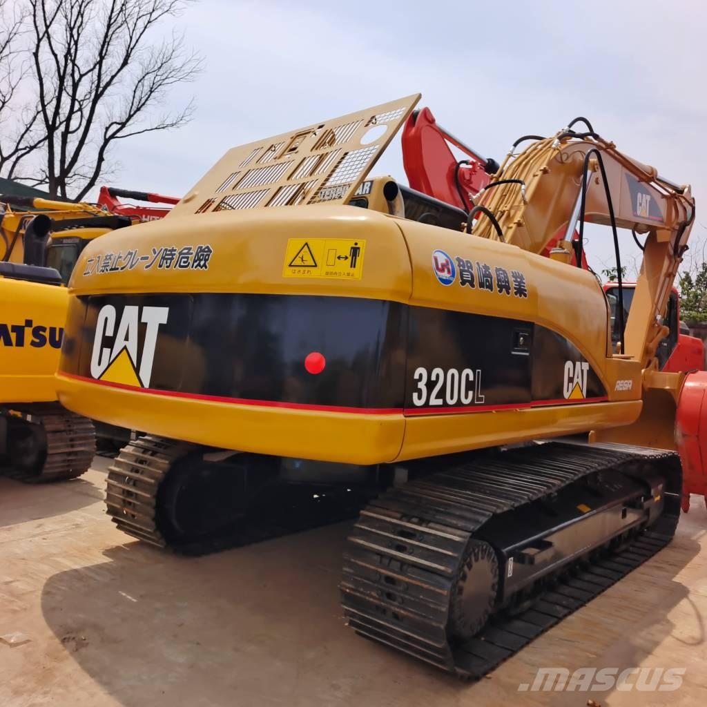 CAT 320CL حفارات زحافة