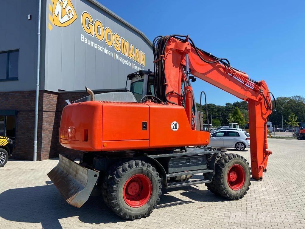 Liebherr A 900 C حفارات بعجل