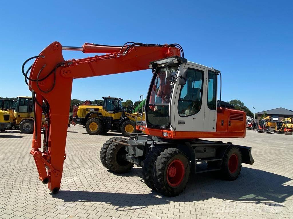 Liebherr A 900 C حفارات بعجل