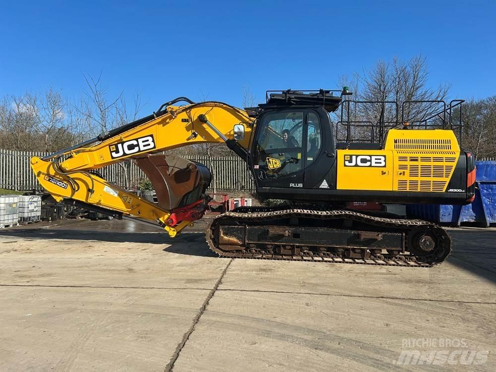 JCB JS300LC PLUS حفارات زحافة