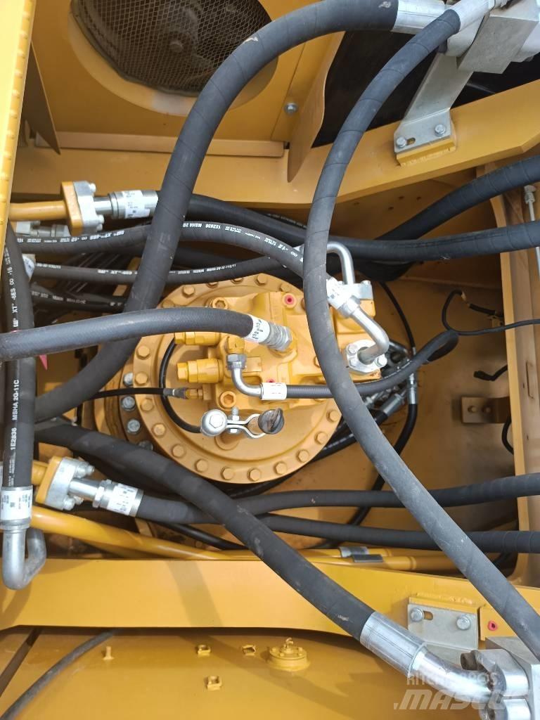 CAT 330 حفارات زحافة
