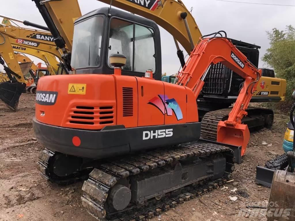 Doosan DH 55 حفارات صغيرة أقل من 7 طن (حفارات صغيرة)