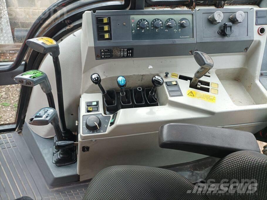 Valtra Valmet 8750 الجرارات