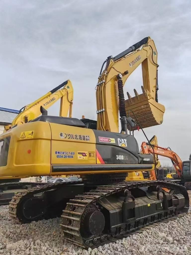 CAT 340D2L حفارات زحافة