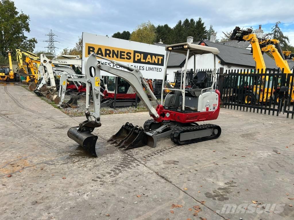 Takeuchi TB 216 حفارات صغيرة أقل من 7 طن (حفارات صغيرة)