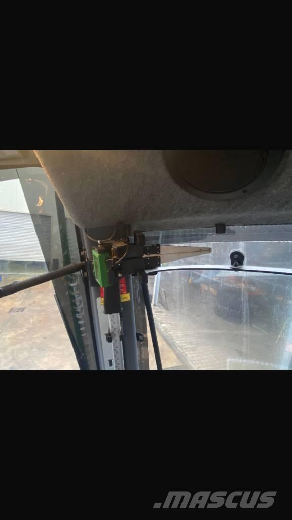 John Deere 1270 G حصادات