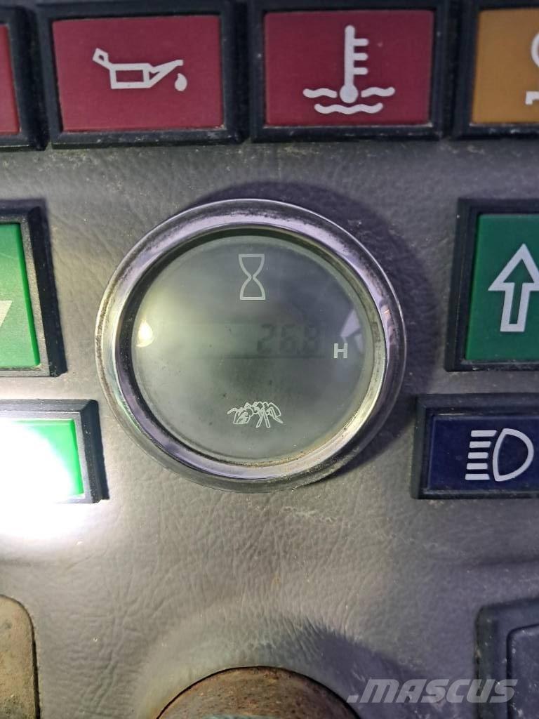 Kubota RT280 لوادر صغيرة