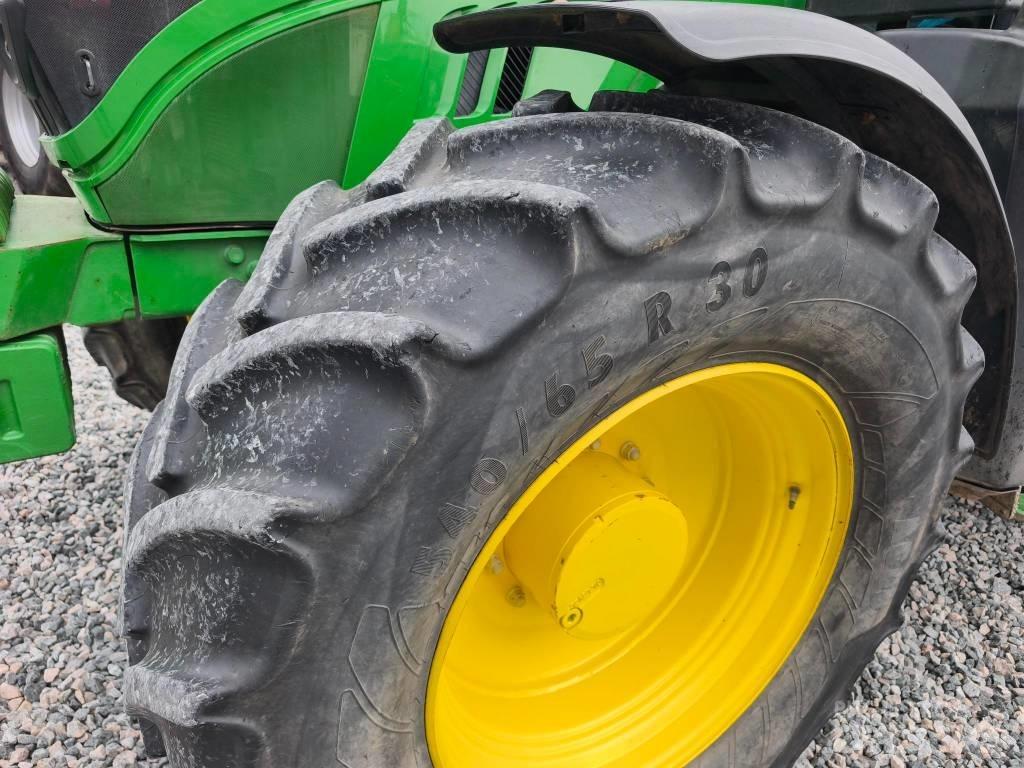 John Deere 6170 M الجرارات