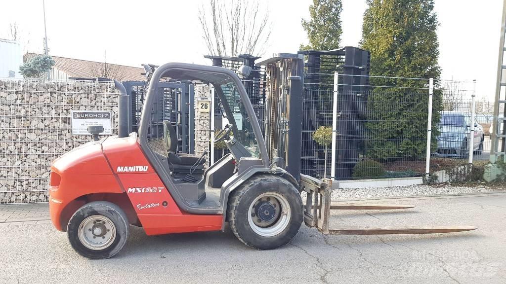 Manitou MSI 30 شاحنات الديزل