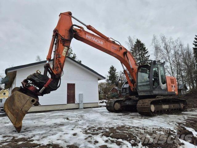 Hitachi ZX225 LC-3 حفارات زحافة