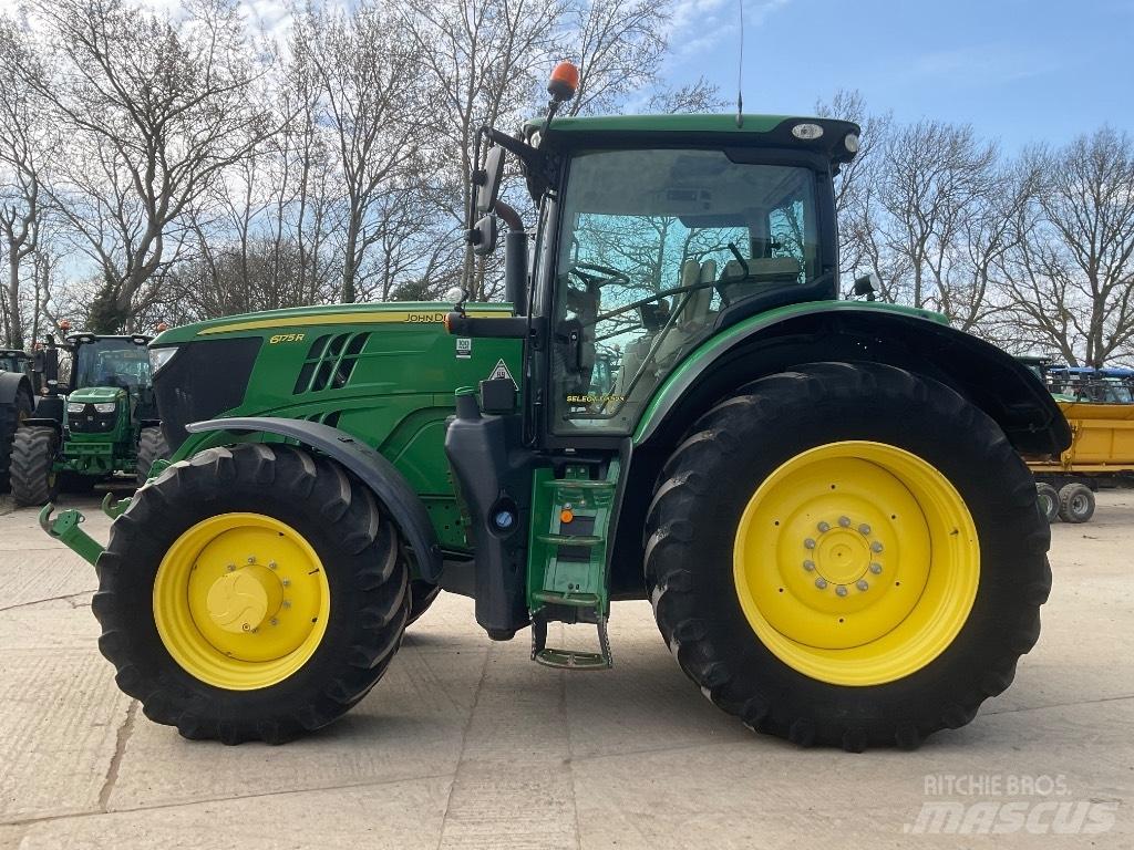 John Deere 6175 R الجرارات