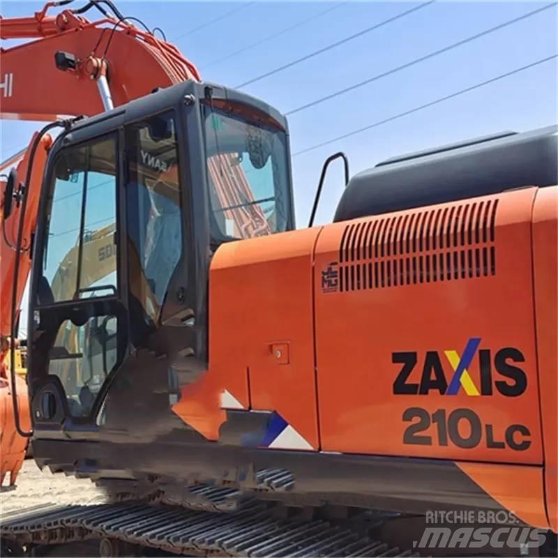 Hitachi ZX 210 حفارات زحافة