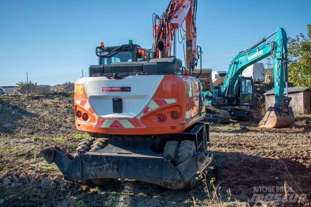 Hitachi ZX 145 حفارات بعجل