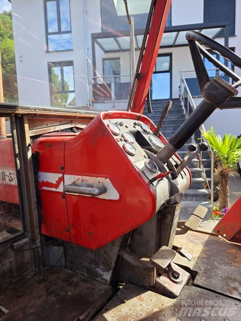 Massey Ferguson 1080 الجرارات