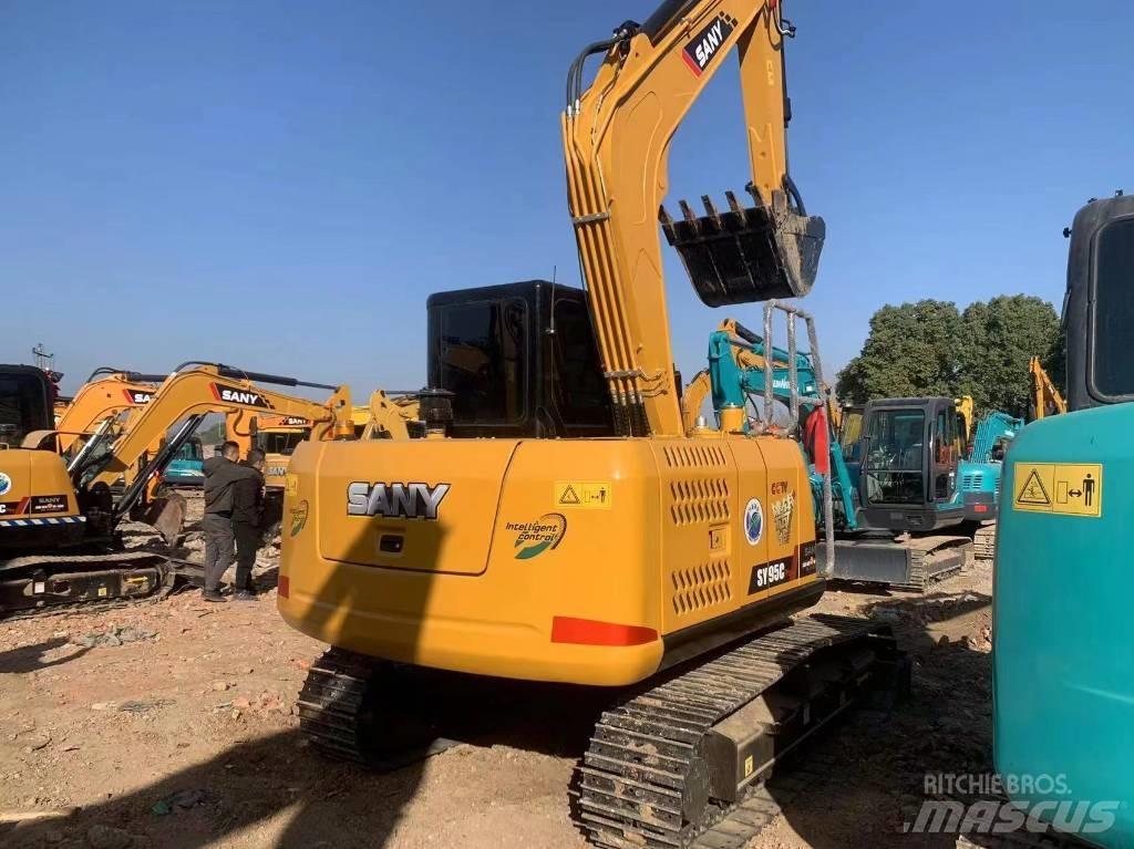 Sany SY 95 C حفارات زحافة