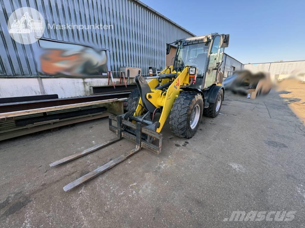 Wacker Neuson WL 52 لوادر بعجل
