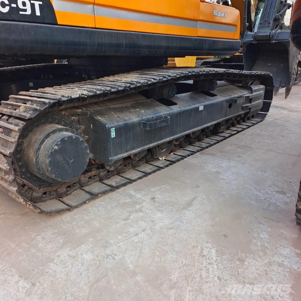 Hyundai 305LC-9T حفارات زحافة