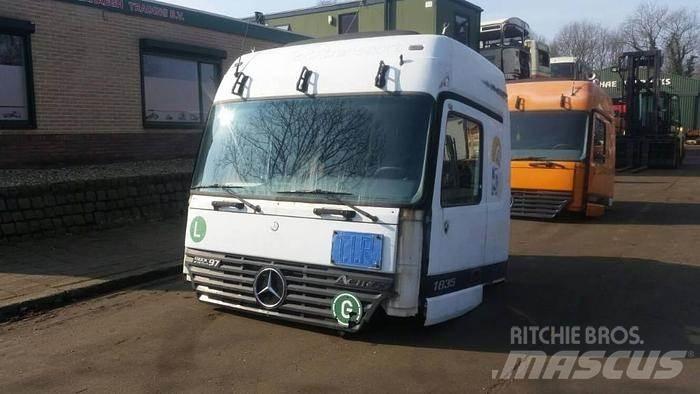 Mercedes-Benz 1835 مكونات أخرى