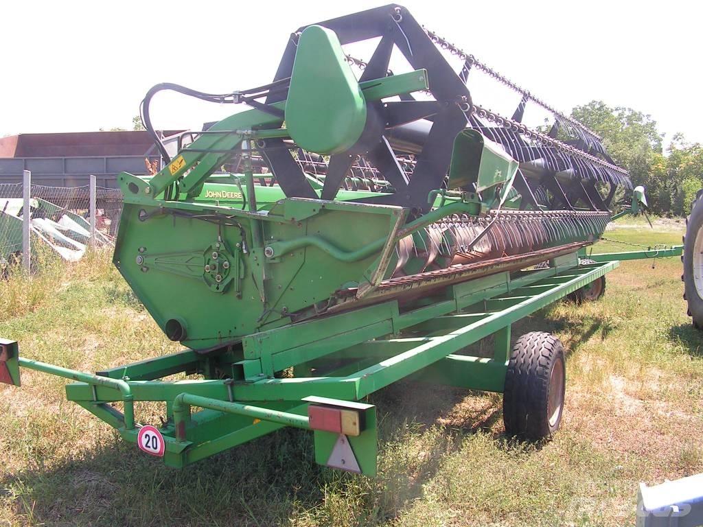 John Deere T660 حصادات