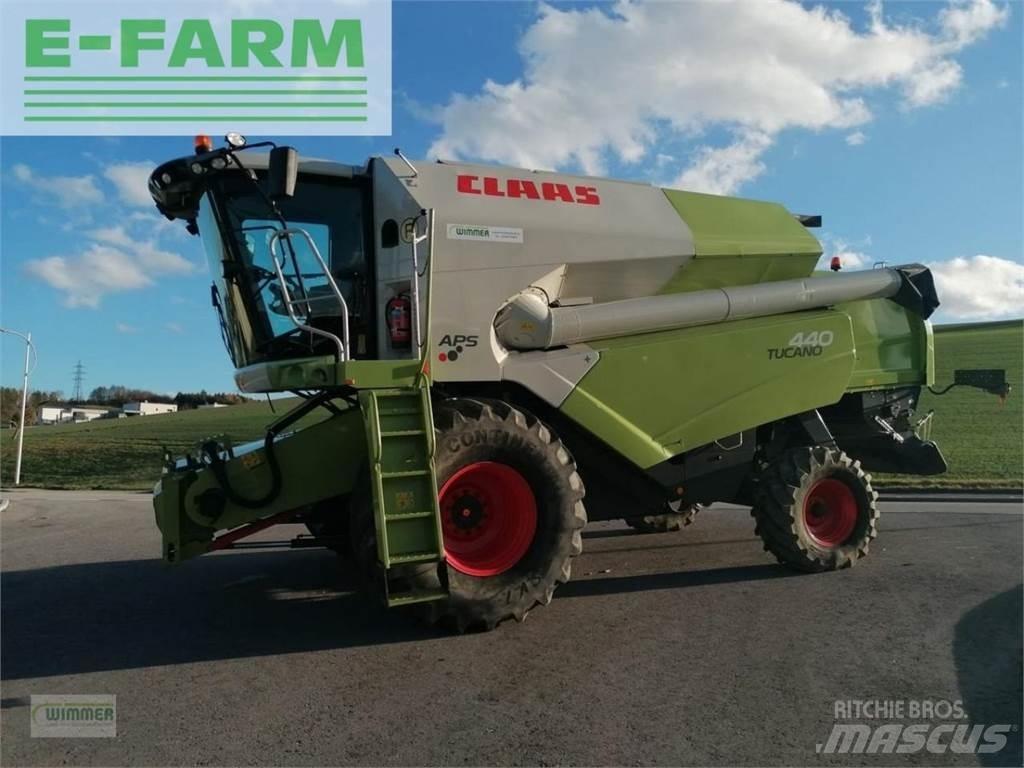 CLAAS tucano 440 حصادات