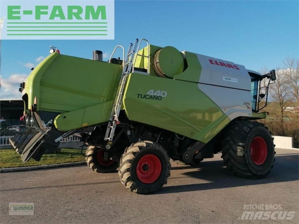 CLAAS tucano 440 حصادات
