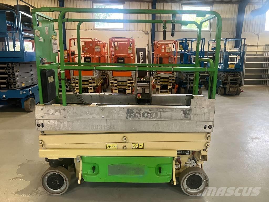 JLG 1930 ES رافعات مقصية الشكل