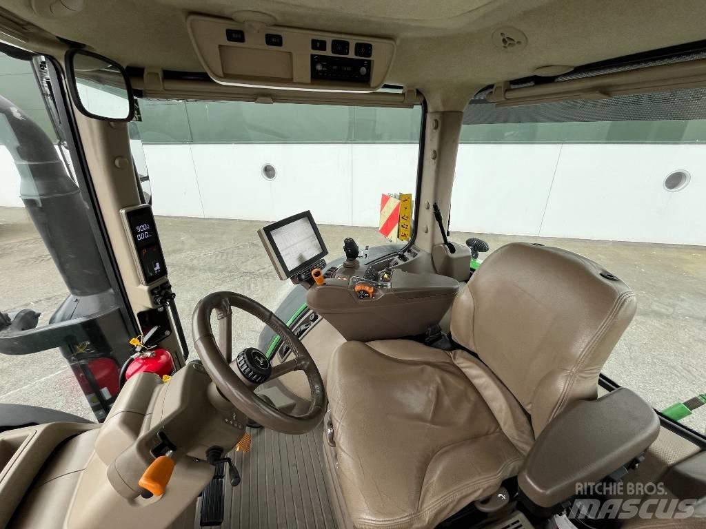 John Deere 7310 R الجرارات