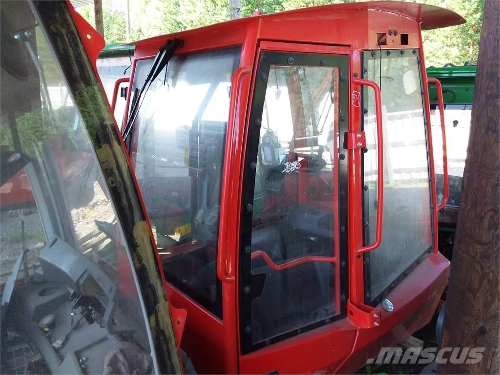 Komatsu 895 كابينة والداخلية