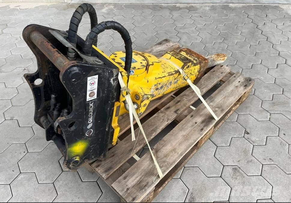 Epiroc SB302 سحق الدلاء