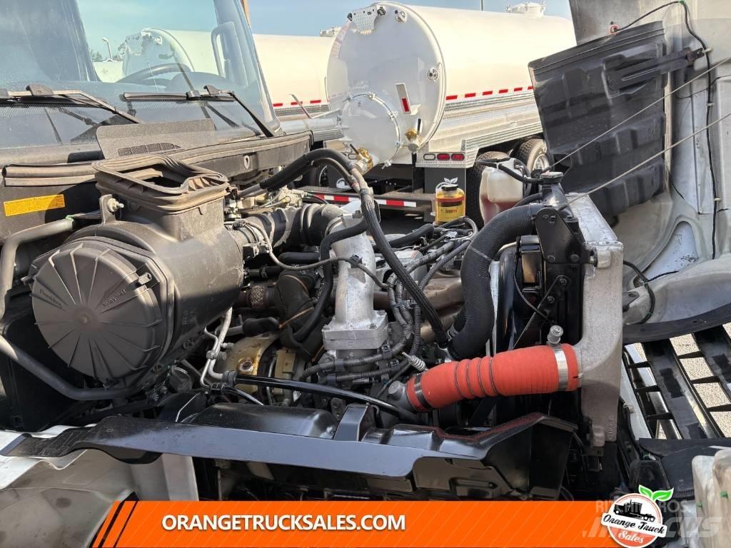 Hino 268 A شاحنات ذات هيكل صندوقي