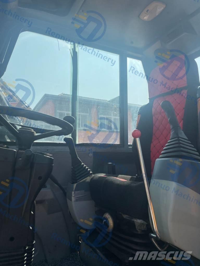 Xinyuan XYB75 حفارات بعجل