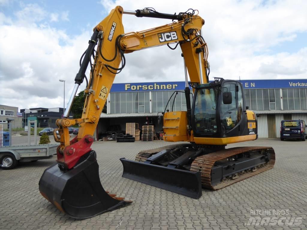 JCB JZ235 حفارات زحافة