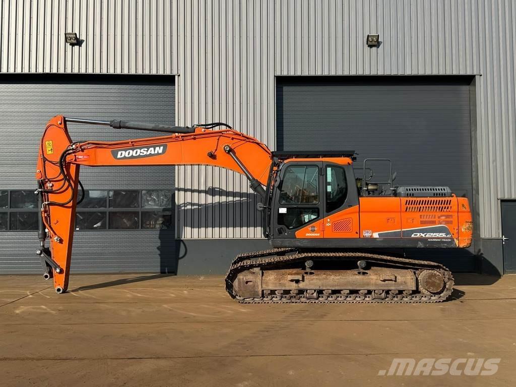 Doosan DX255NLC-5 حفارات زحافة