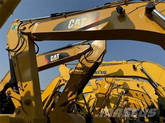 CAT 325 D L حفارات زحافة
