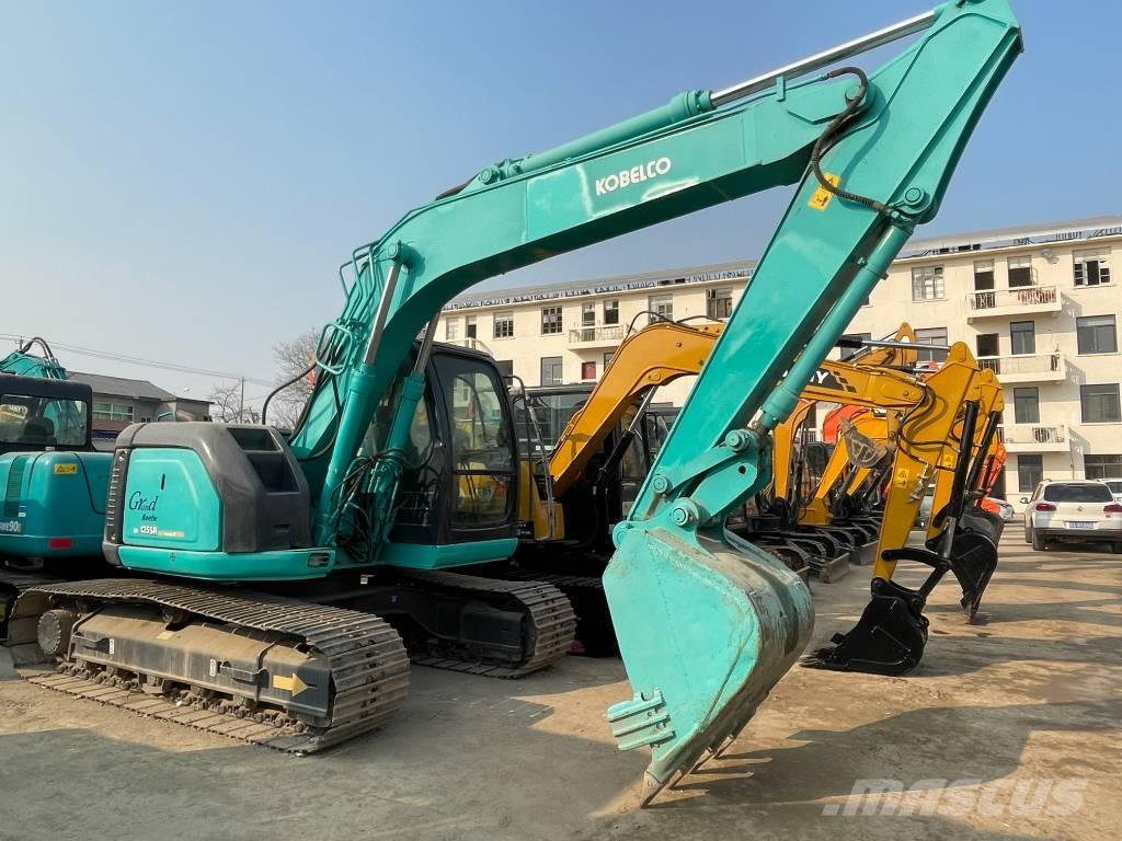 Kobelco SK 135 US حفارات زحافة