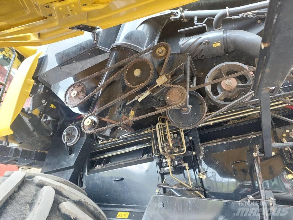 New Holland CR 980 حصادات