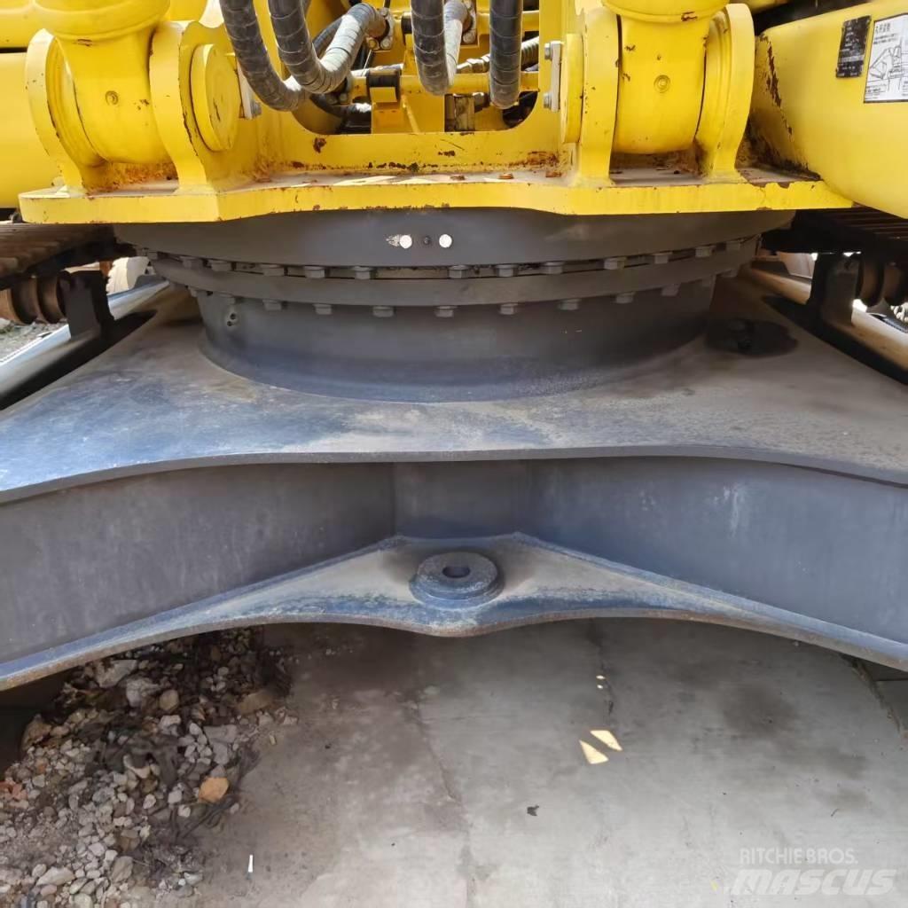 Komatsu PC 350-8 حفارات زحافة