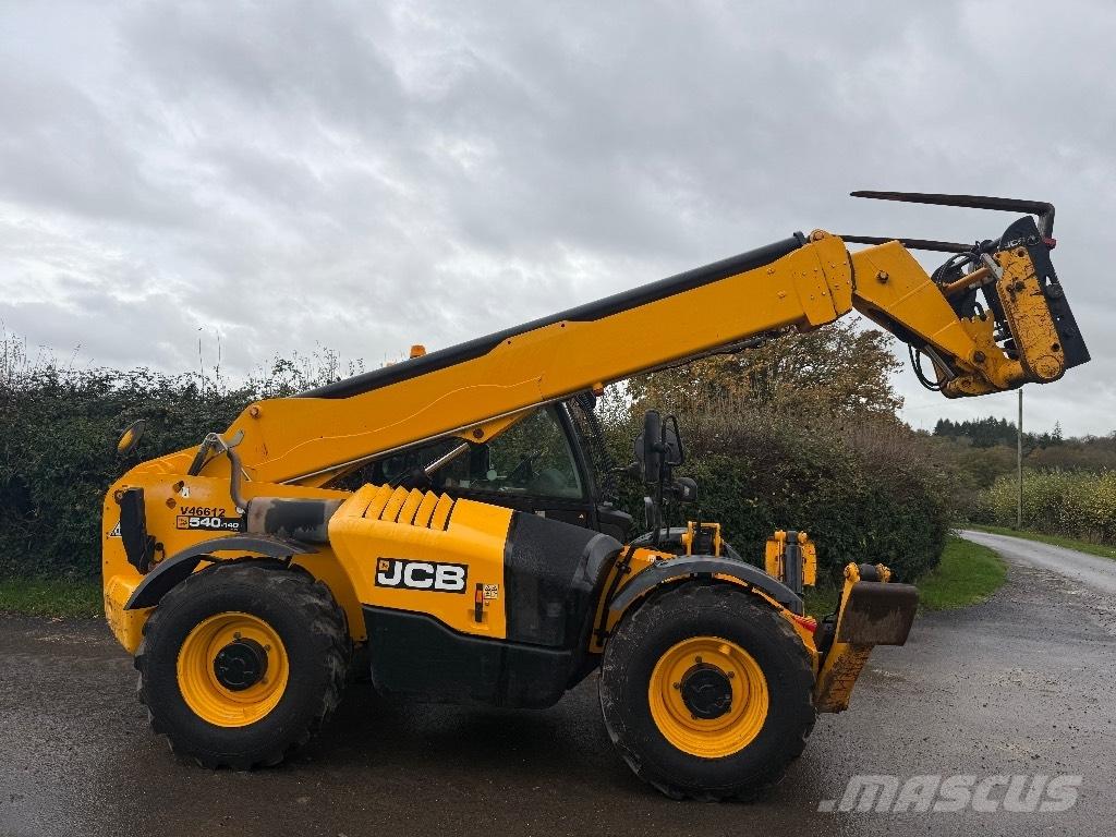 JCB 540-140 مناولات متداخلة